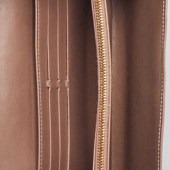 Louis Vuitton Gold Monogram Vernis Sarah Wallet - Picture 7 of 7